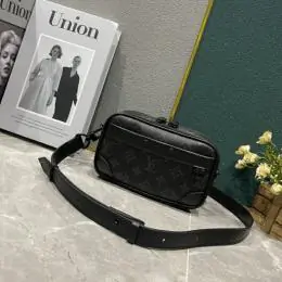 louis vuitton aaa homme mini sac a main s_115a61a